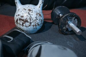 What is a hybrid boxing glove?